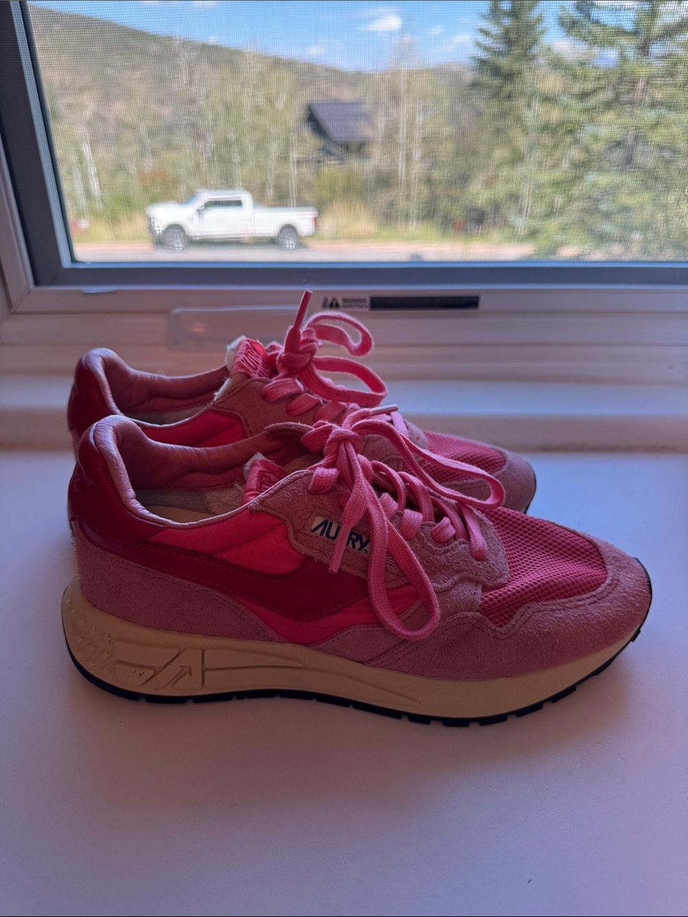 Autry Women’s Reelwind Retro Sneakers